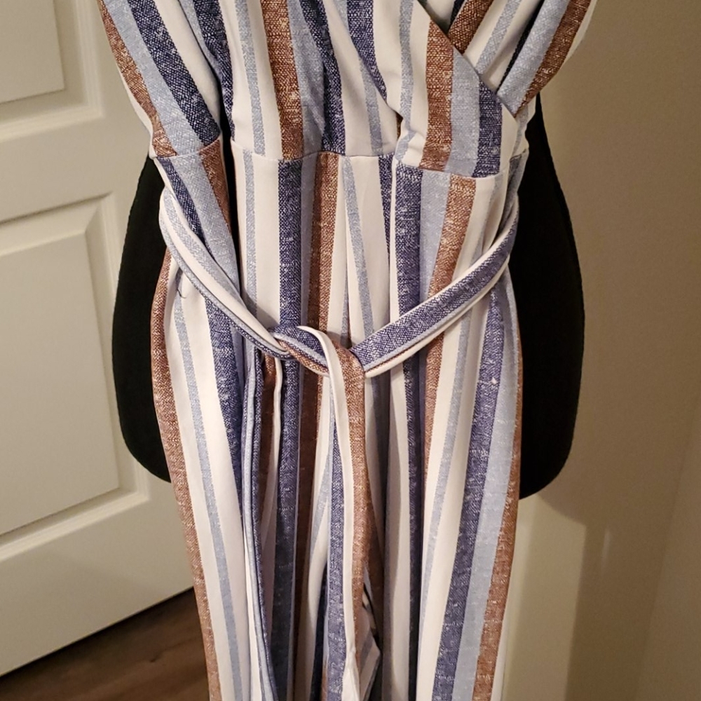 Jumpsuit - Picture 4 of 4